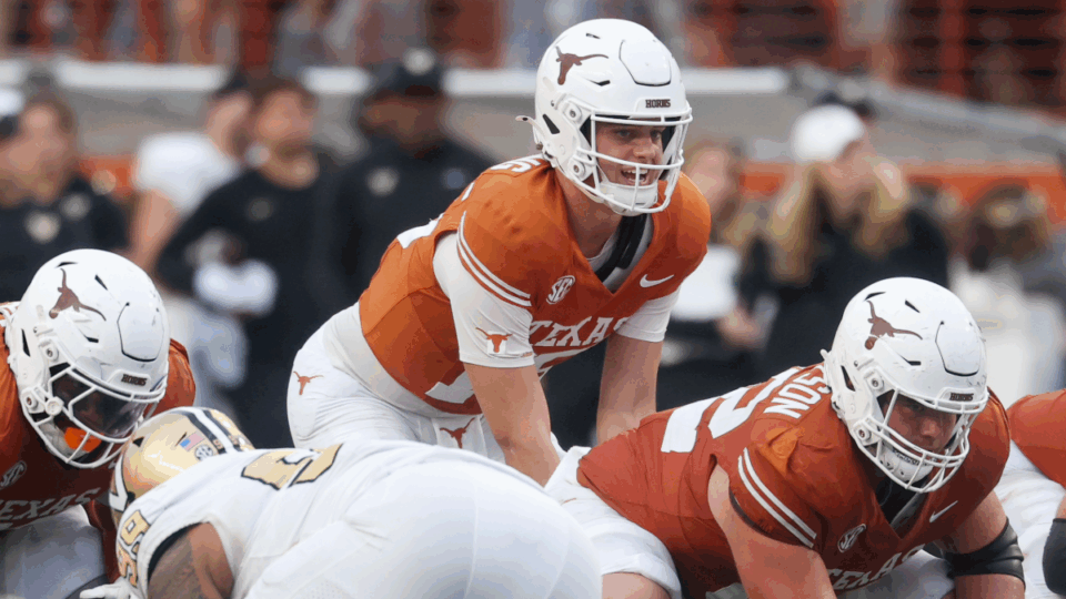 Arch Manning Texas Longhorns