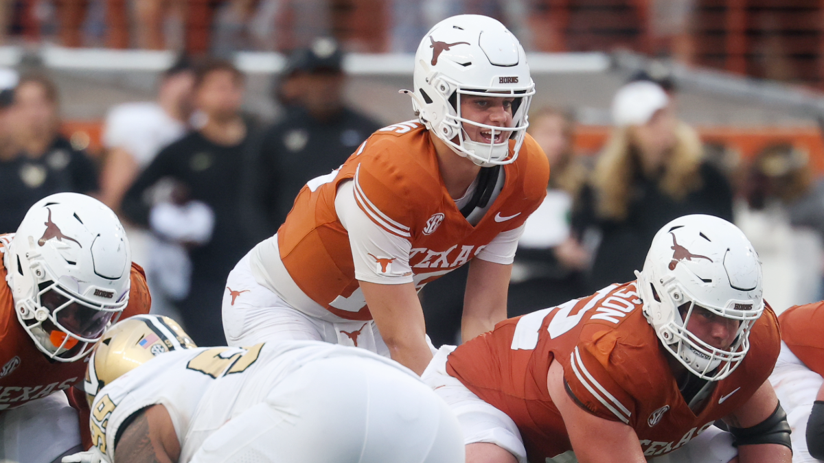 Arch Manning Texas Longhorns
