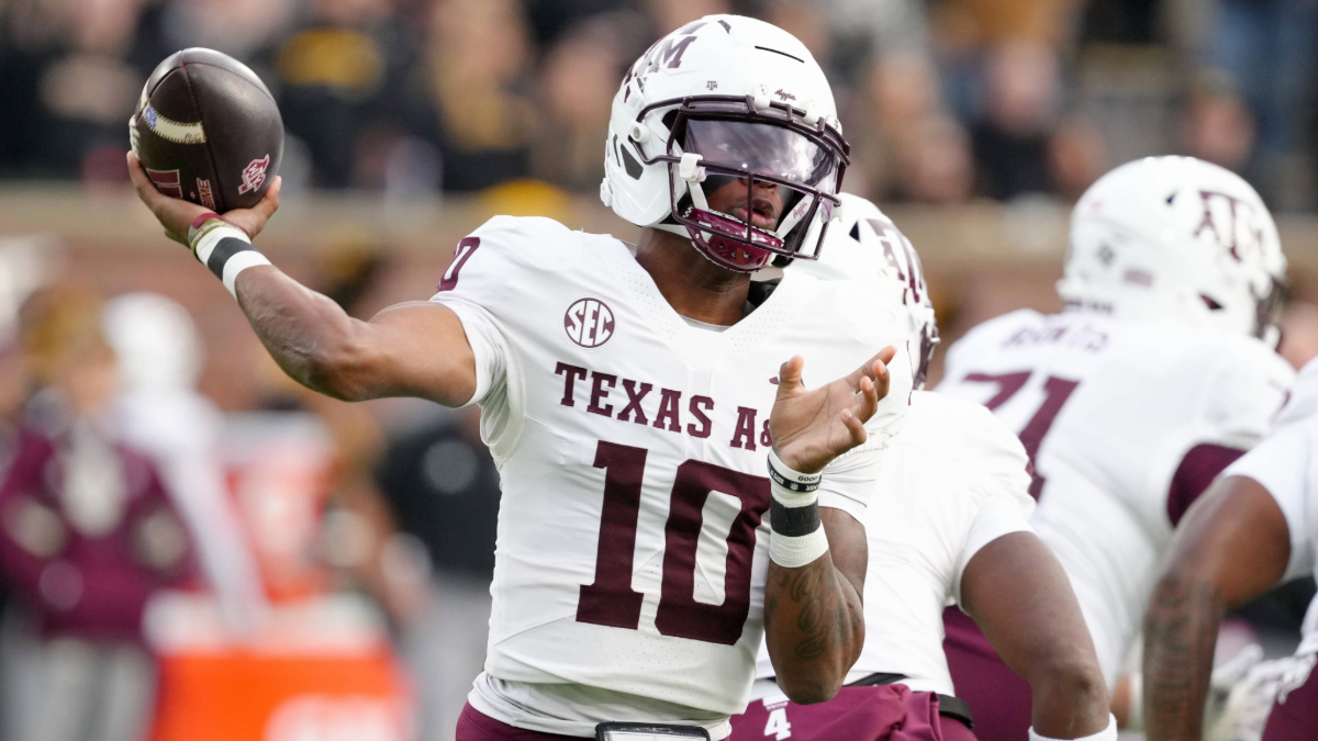 Marcel Reed #10 of the Texas A&M Aggies passes against the Missouri Tigers in the first half at Faurot Field at Memorial Stadium on November 08, 2025 in Columbia, Missouri.