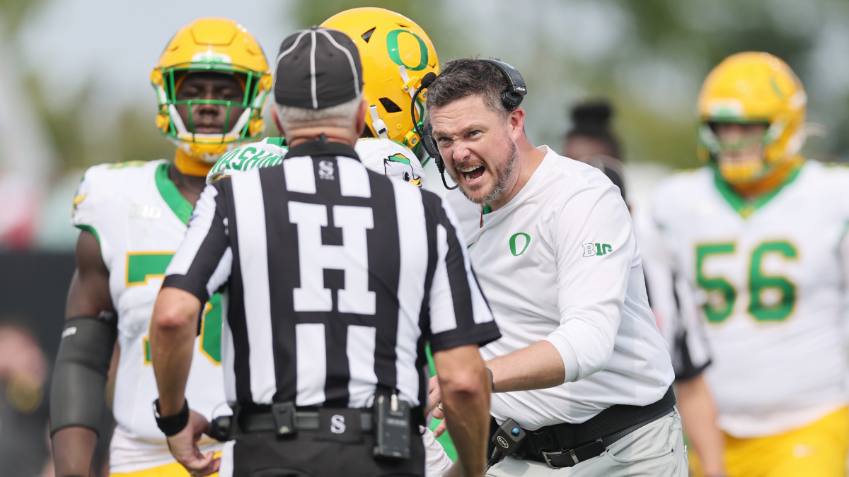 Head coach Dan Lanning of the Oregon Ducks reacts against the Northwestern Wildcats during the second half at Northwestern Medicine Field at Martin Stadium on September 13, 2025 in Evanston, Illinois.