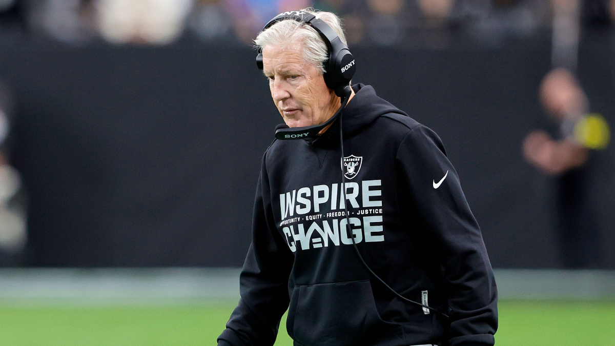 Head coach Pete Carroll of the Las Vegas Raiders looks on during the first quarter of the game against the New York Giants at Allegiant Stadium on December 28, 2025 in Las Vegas, Nevada.