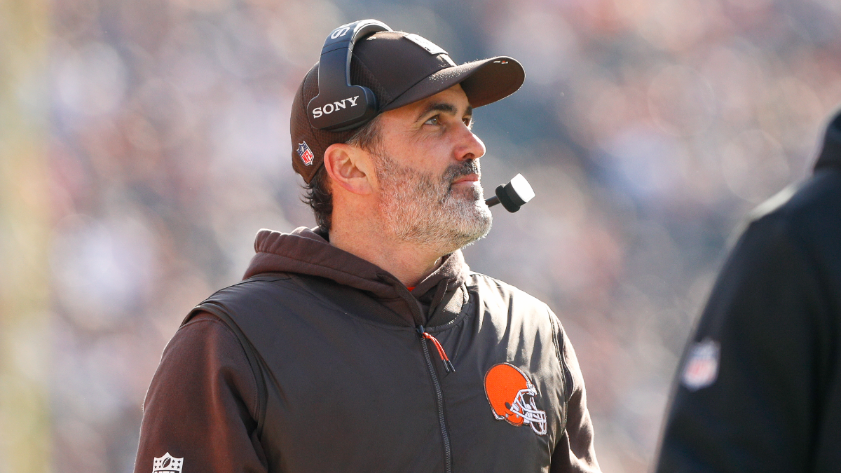 Cleveland Browns head coach Kevin Stefanski looks at the scoreboard during the game against the Cleveland Browns and the Cincinnati Bengals on January 4, 2026, at Paycor Stadium in Cincinnati, Ohio.