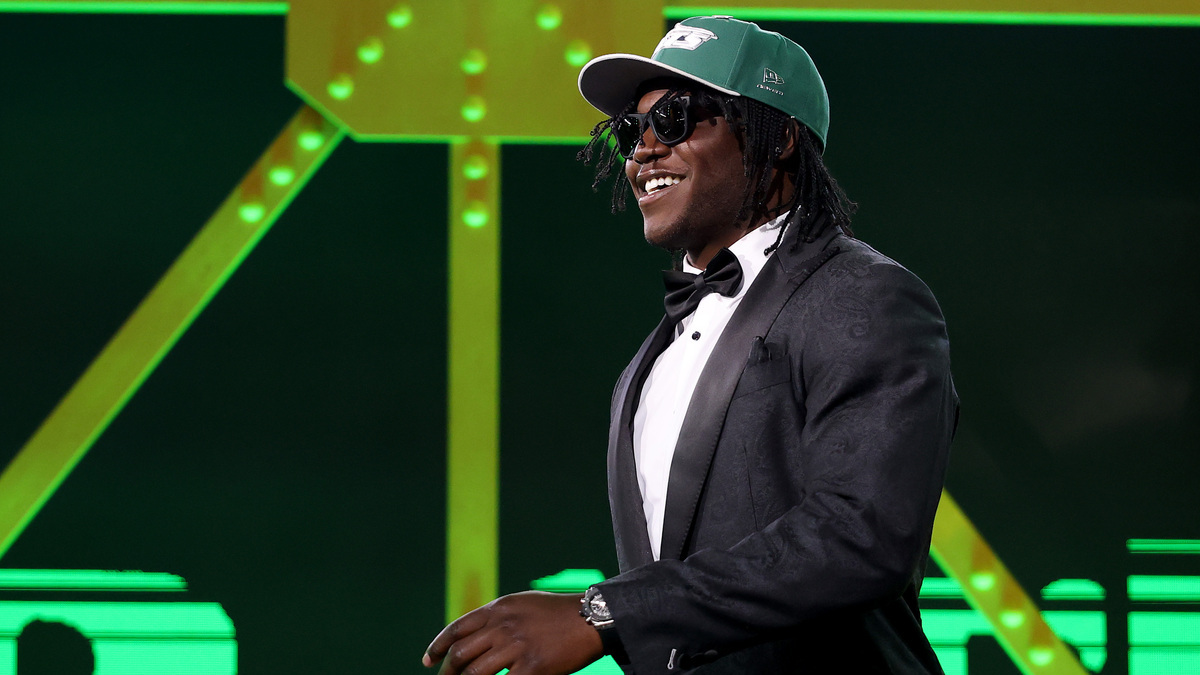 David Bailey of Texas Tech celebrates after being selected second overall pick by the New York Jets during Round One of the 2026 NFL Draft at Acrisure Stadium on April 23, 2026 in Pittsburgh, Pennsylvania.