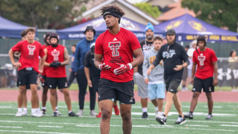 Tustin linebacker Taven Epps reacts to a play at the Edison Battle at the Beach on May 11, 2026 in Huntington Beach, California.