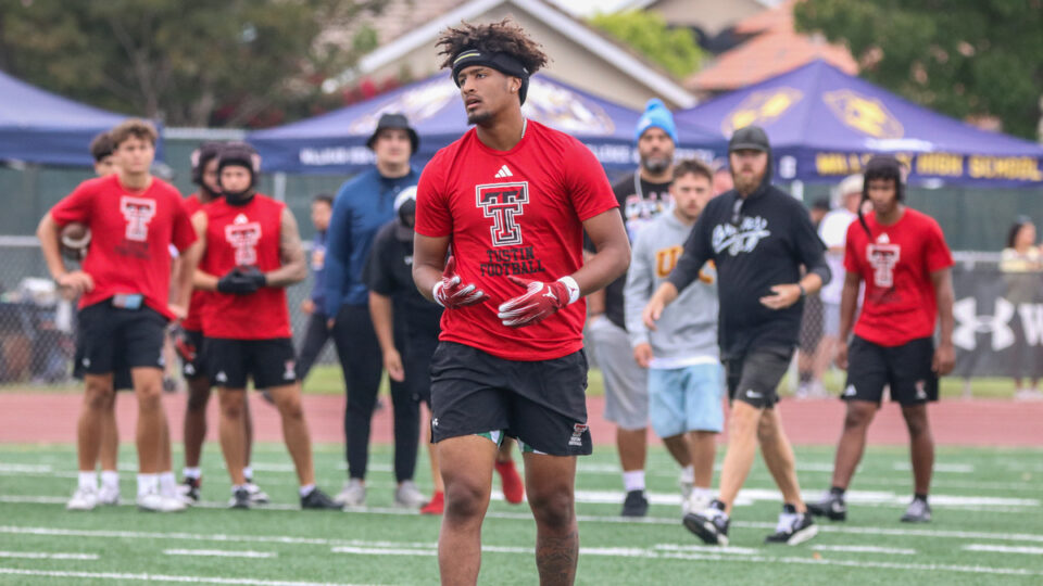 Tustin linebacker Taven Epps reacts to a play at the Edison Battle at the Beach on May 11, 2026 in Huntington Beach, California.