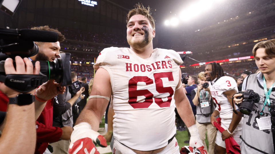 Carter Smith celebrates.