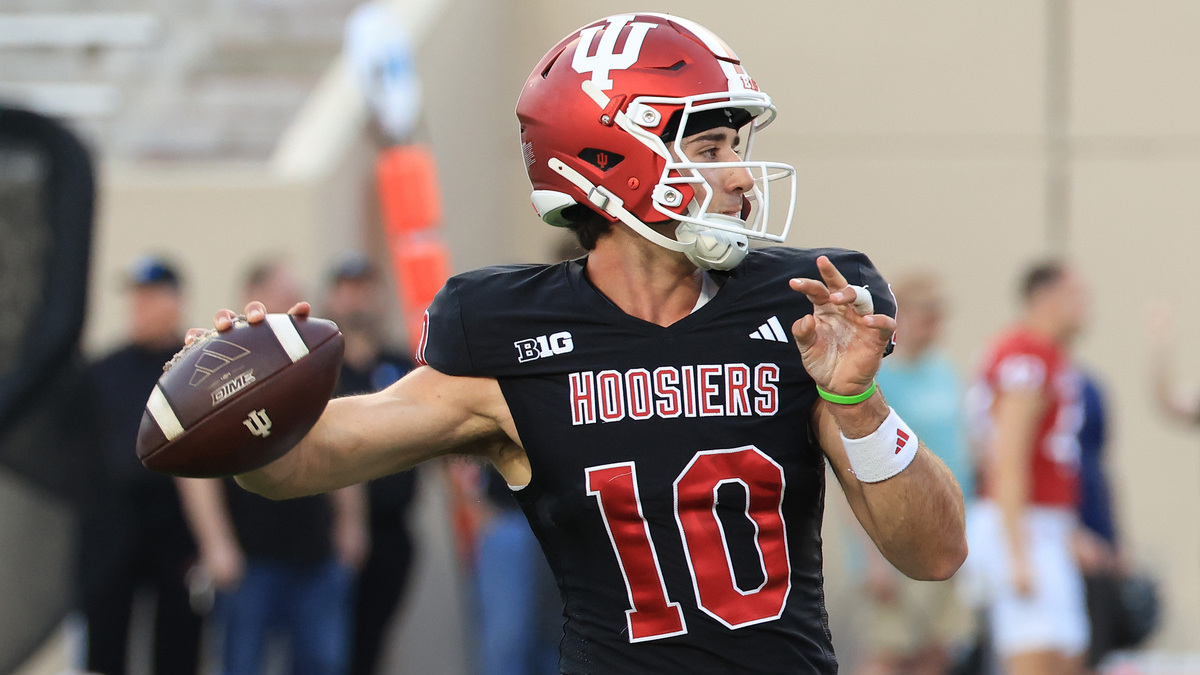 Josh Hoover #10 of the Indiana Hoosiers throws the ball during the 2026 Indiana Spring Football Game at Memorial Stadium on April 23, 2026 in Bloomington, Indiana.