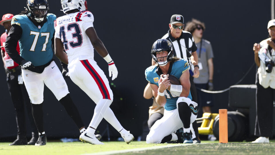 Trevor Lawrence #16 of the Jacksonville Jaguars kneels during the fourth quarter of an NFL football game against the New England Patriots at Everbank Stadium on September 27, 2026 in Jacksonville, Florida.
