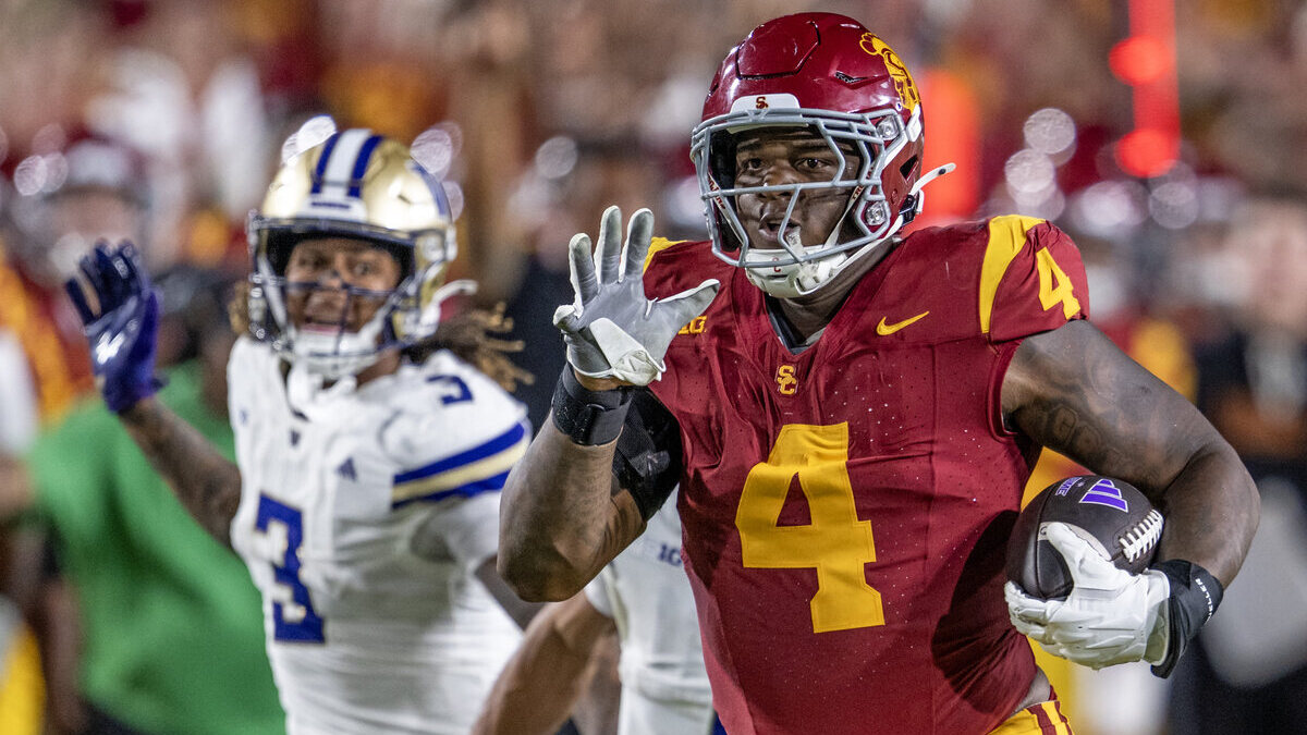 USC Defense Shines in Win over Washington